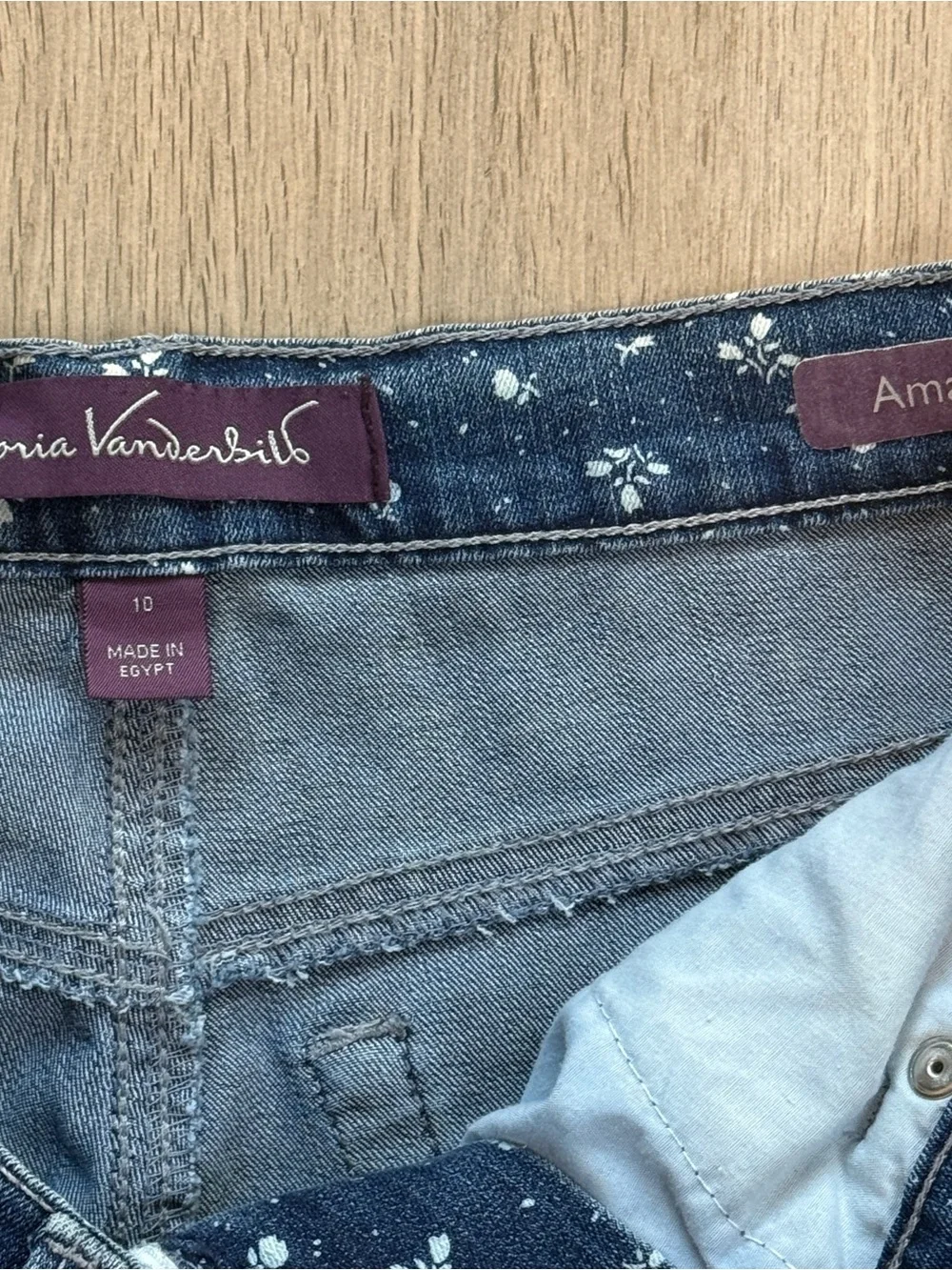 Vanderbilt Floral Print Denim Jeans sz 10 - Picture 3 of 8